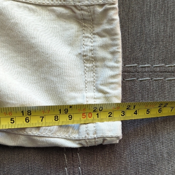 Style & Co. Cream Cargo Capris - Picture 5 of 10